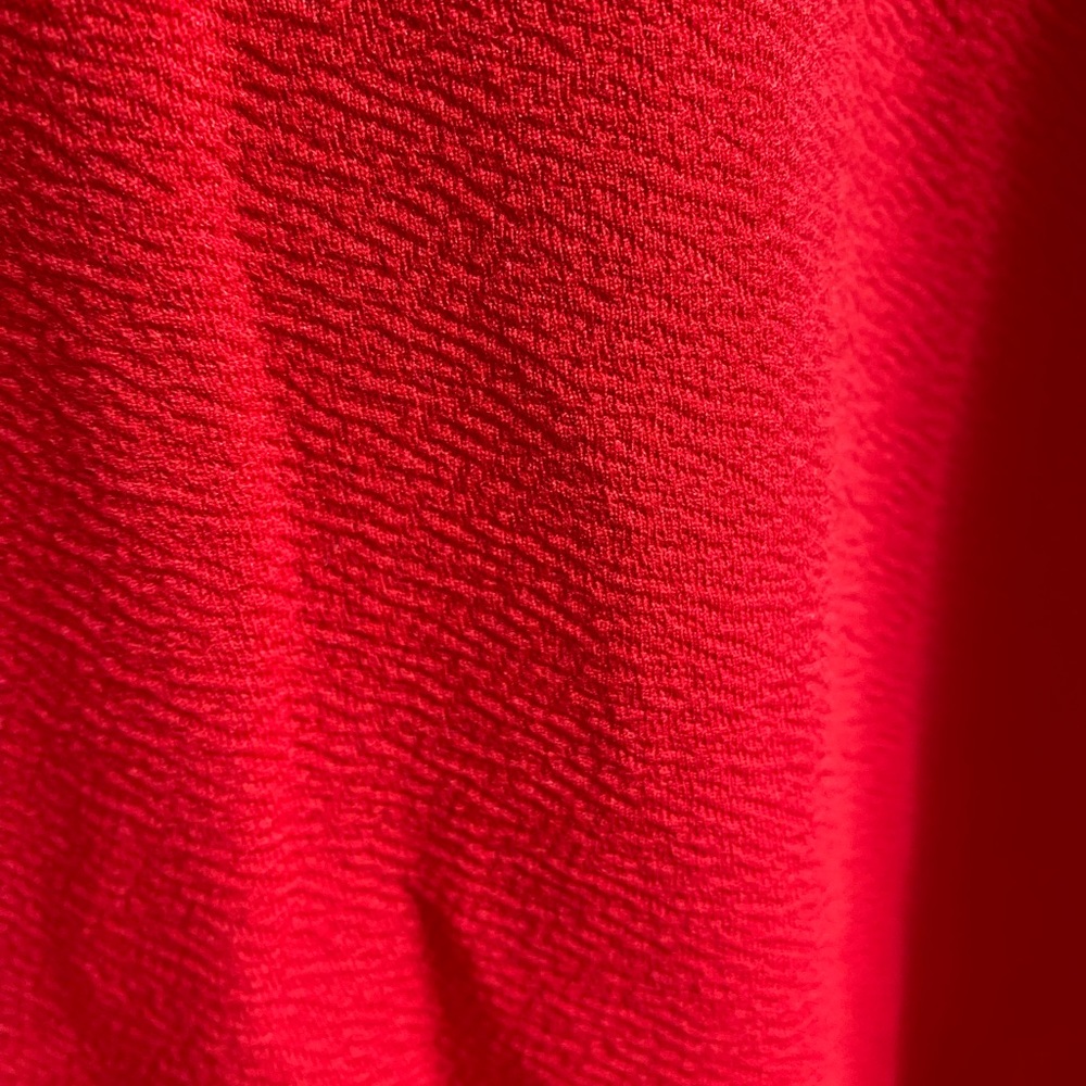❤️ Ruffle Shift Dress ❤️ - Picture 6 of 6